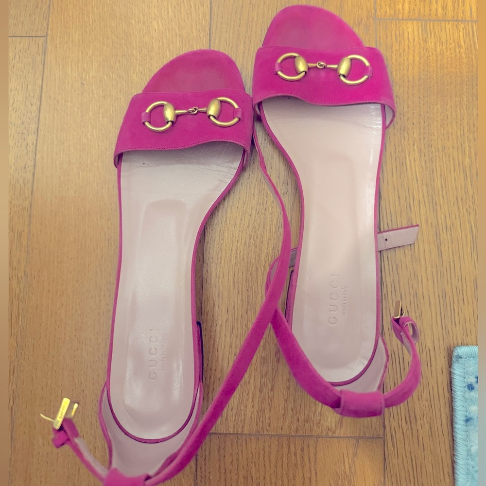 Gucci suede sandals